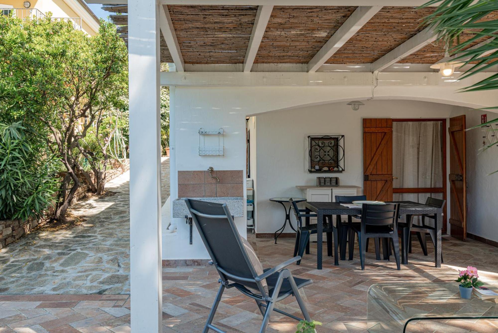 Villa Casa Donatella, In Riva Al Mare! Cala Liberotto Exterior foto
